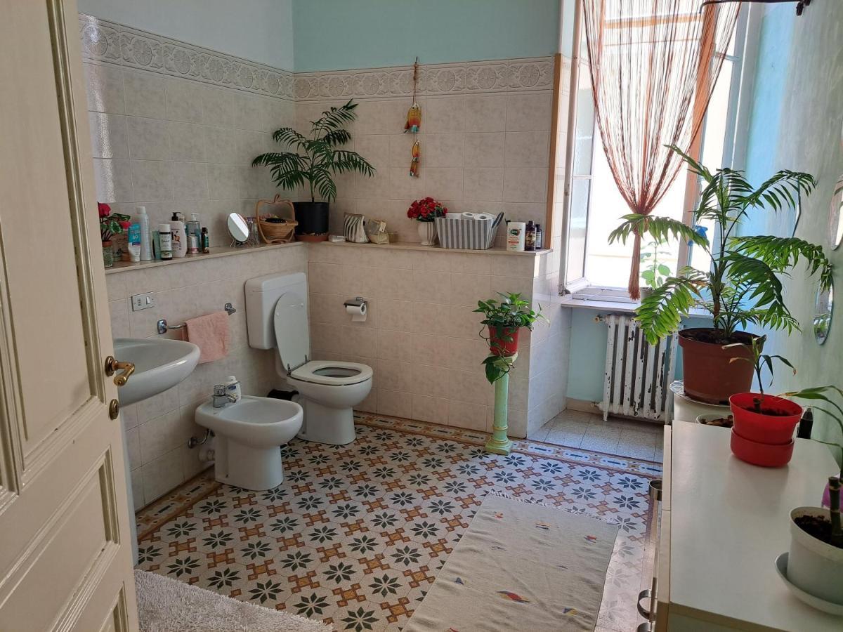 Apartamento Camera Privata Vicino Al Teatro Ariston San Remo Exterior foto